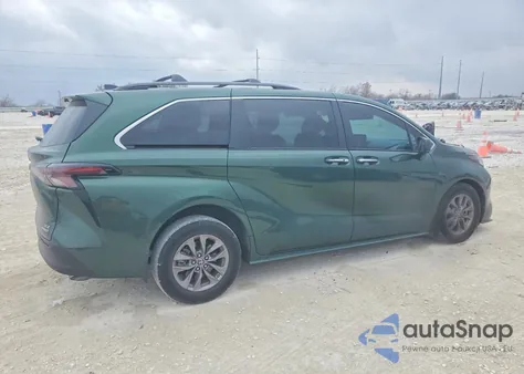 2023 Toyota Sienna Xle z USA, uszkodzony, nr VIN 5TDYRKEC0PS142086